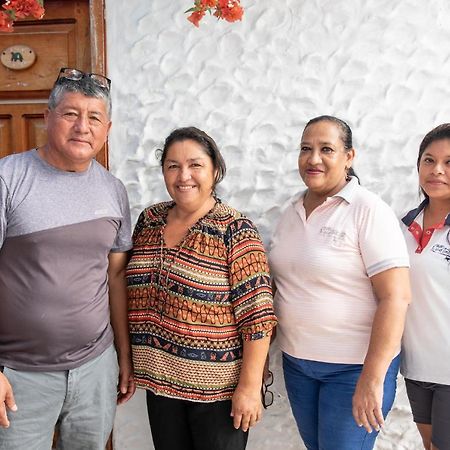 Hostal La Gran Tortuga Puerto Villamil Kültér fotó
