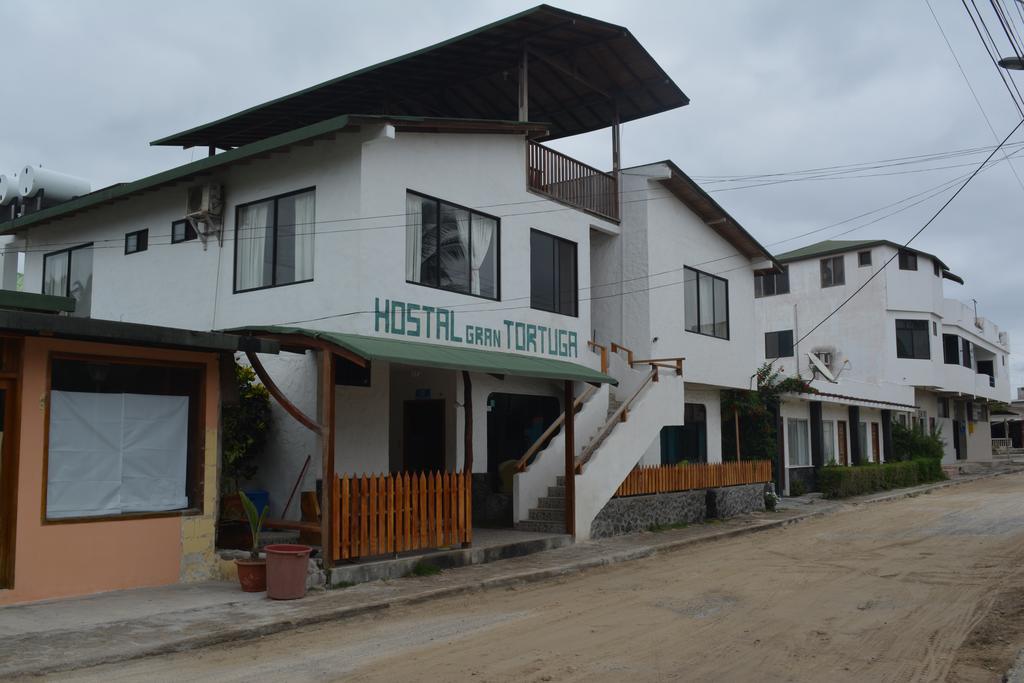 Hostal La Gran Tortuga Puerto Villamil Kültér fotó