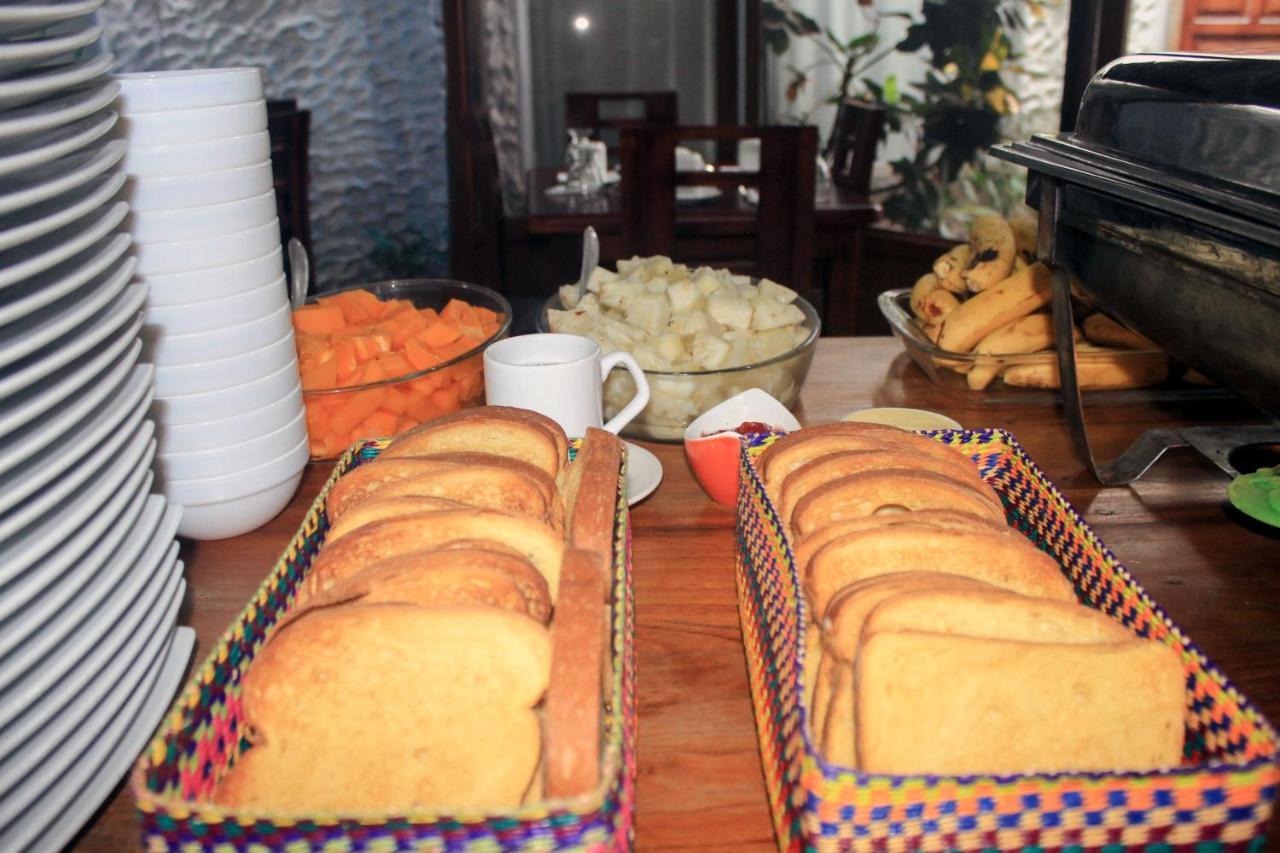 Hostal La Gran Tortuga Puerto Villamil Kültér fotó