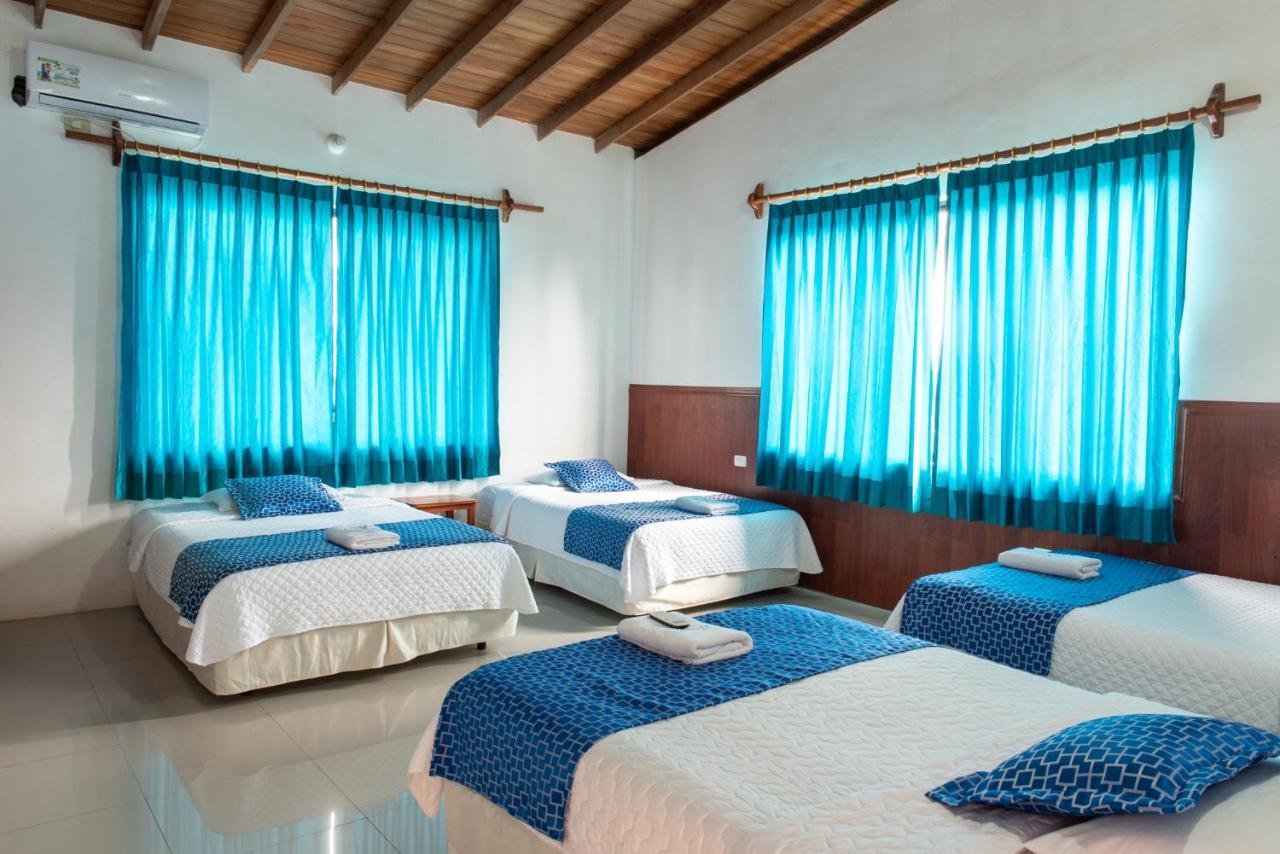 Hostal La Gran Tortuga Puerto Villamil Kültér fotó